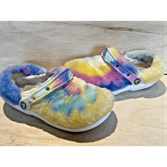 Crocs Sandals Womens Size 7 Rainbow Fur sure Clog tie tye dye rainbow cozy soft - Picture 1 of 9